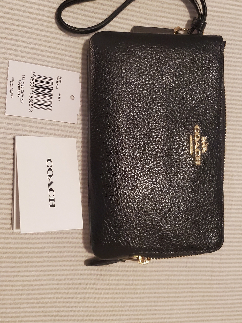 NWT Coach Black Pebbled Leather Zip Wristlet with Gold Logo